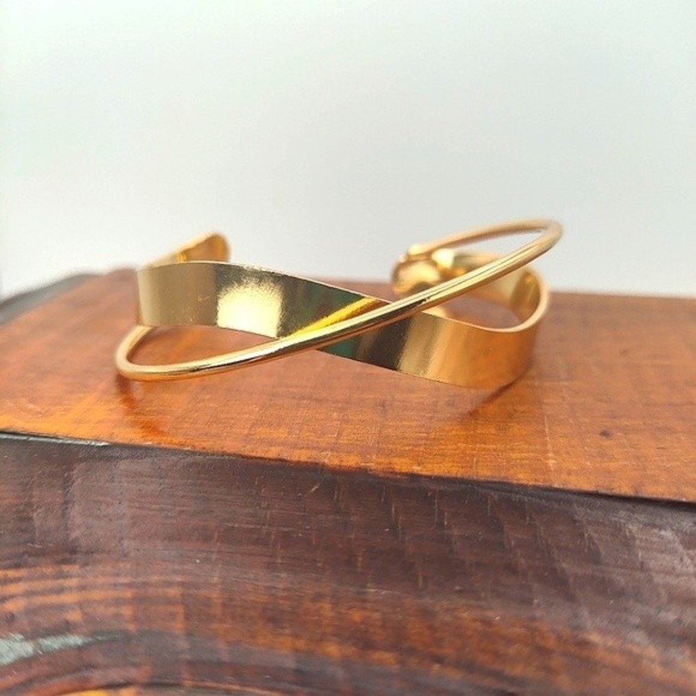Gold Tone Cross Over Wave Cuff Bracelet